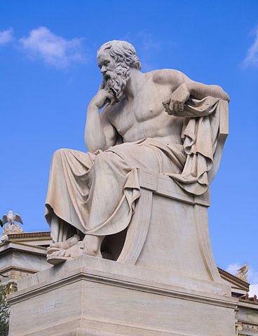 Estátua de Sócrates na Academia de Atenas